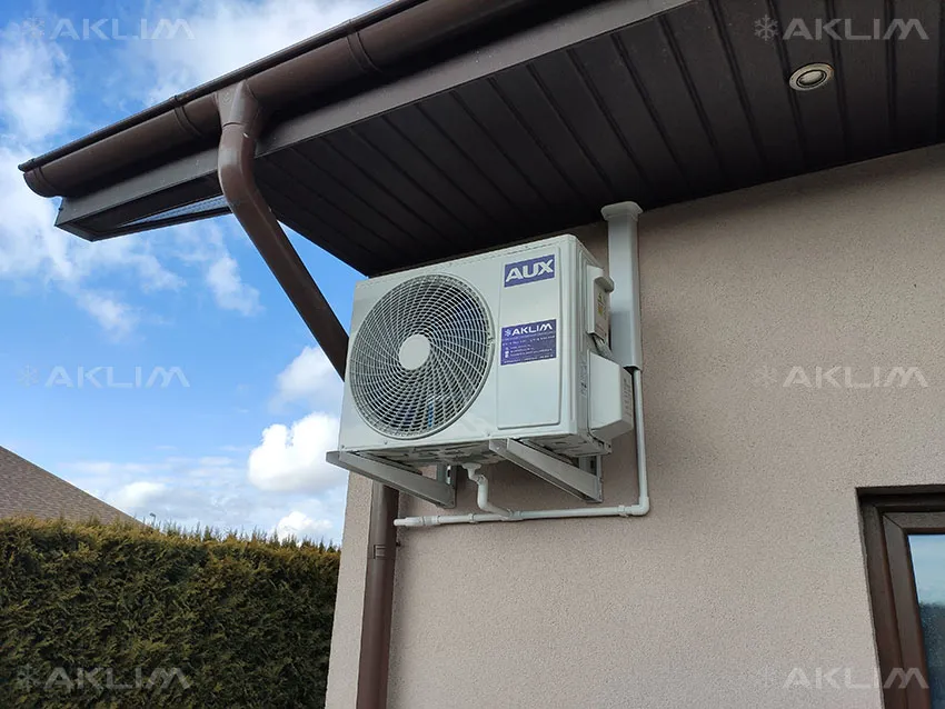 Instalacja klimatyzacji AUX Q smart+ jednostka zewnętrzna