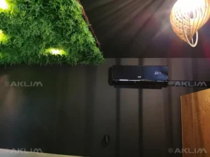 Montaż klimatyzacji do domu AUX Halo Deluxe jednostka wewnętrzna